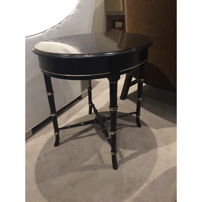 Oval Accessory Table 2334-70 Hickory Chair